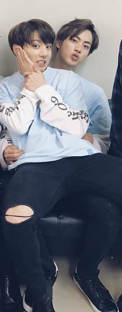 ジングク Jin Jungkook 長男末っ子 Bts World