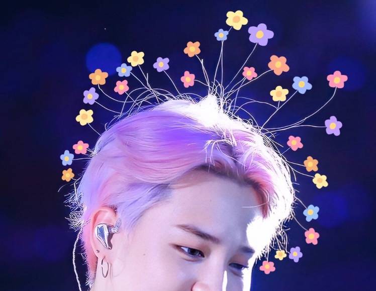 ✺ BTS BOY WITH LUV CARDS ✺ - BTS WORLD