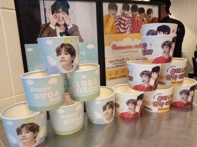 テテ展示会とsugaさんセンイル Bts World